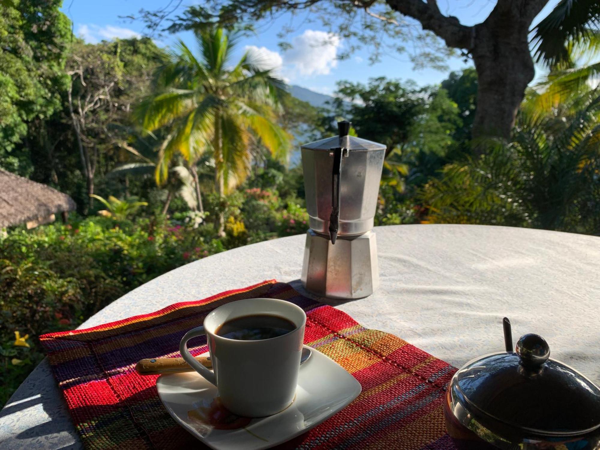 Bed and Breakfast Les Jardins D'Ankify Andimaka Exterior foto