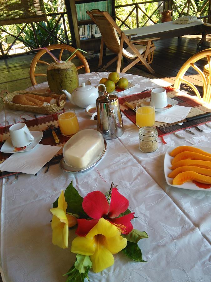 Bed and Breakfast Les Jardins D'Ankify Andimaka Exterior foto