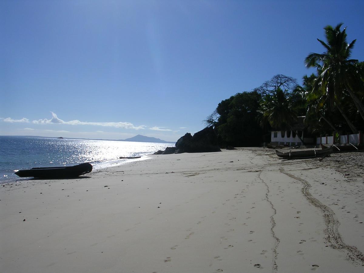 Bed and Breakfast Les Jardins D'Ankify Andimaka Exterior foto