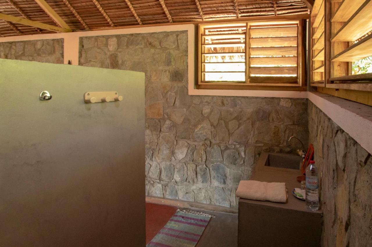 Bed and Breakfast Les Jardins D'Ankify Andimaka Exterior foto